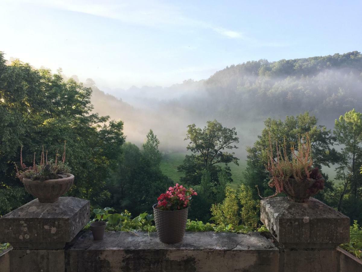 Aux Berges Du Coubisou Bed & Breakfast Dış mekan fotoğraf
